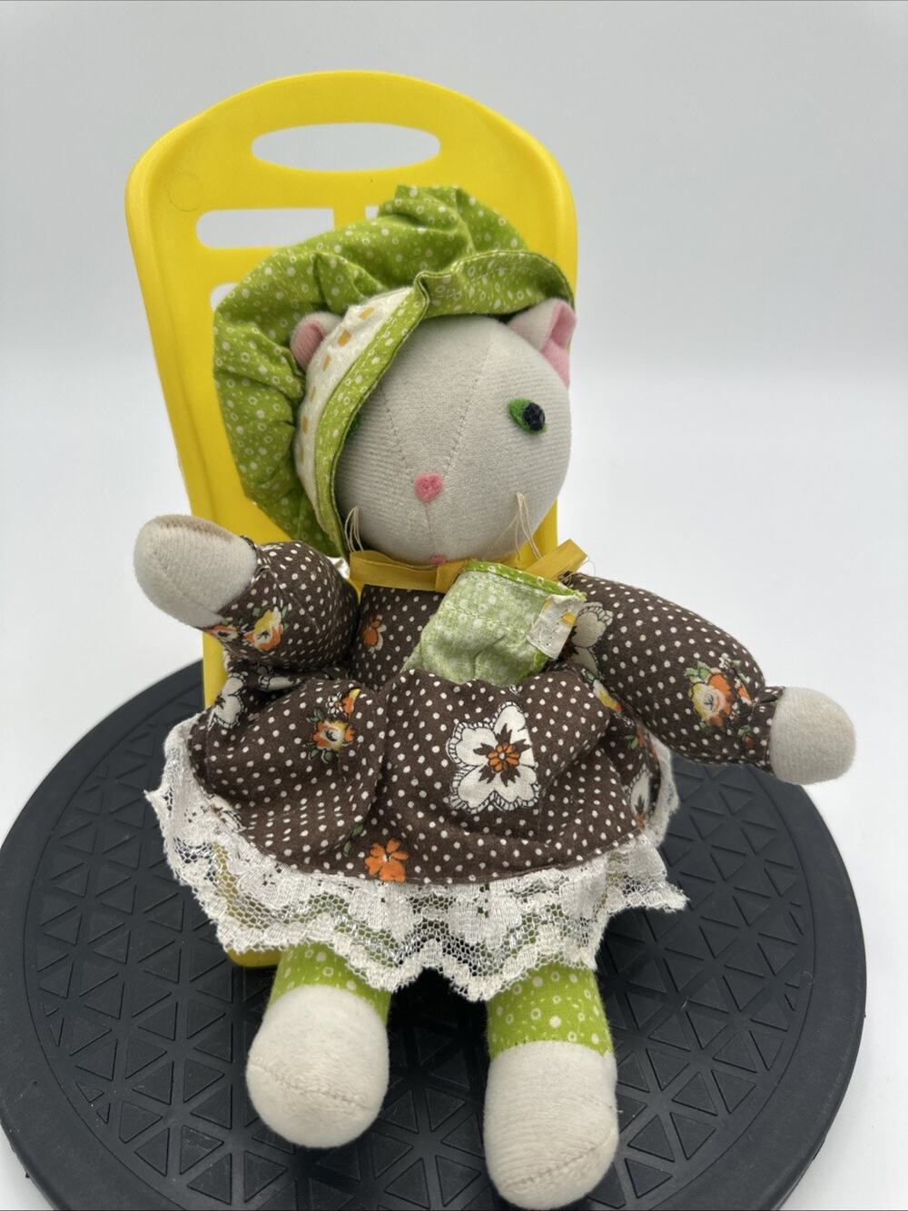 Rare Vintage Knickerbocker Bonnet Belle White Cat Rag Doll In Car Seat
